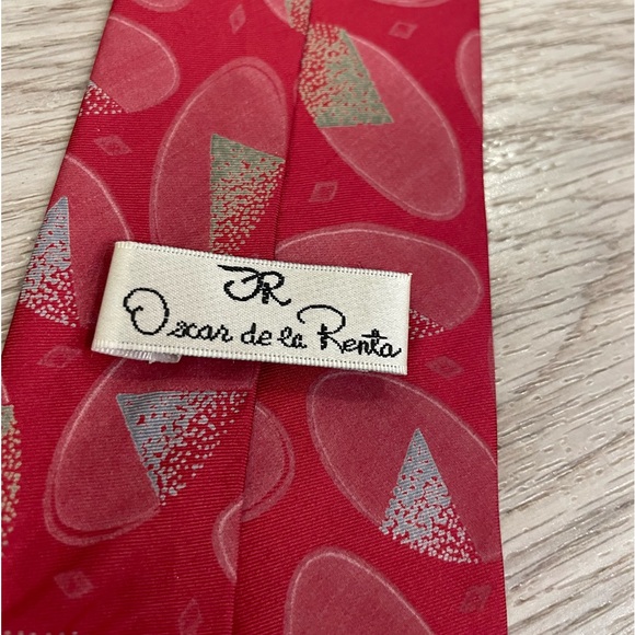 Oscar De La Renta Red Mens Tie - Picture 2 of 5